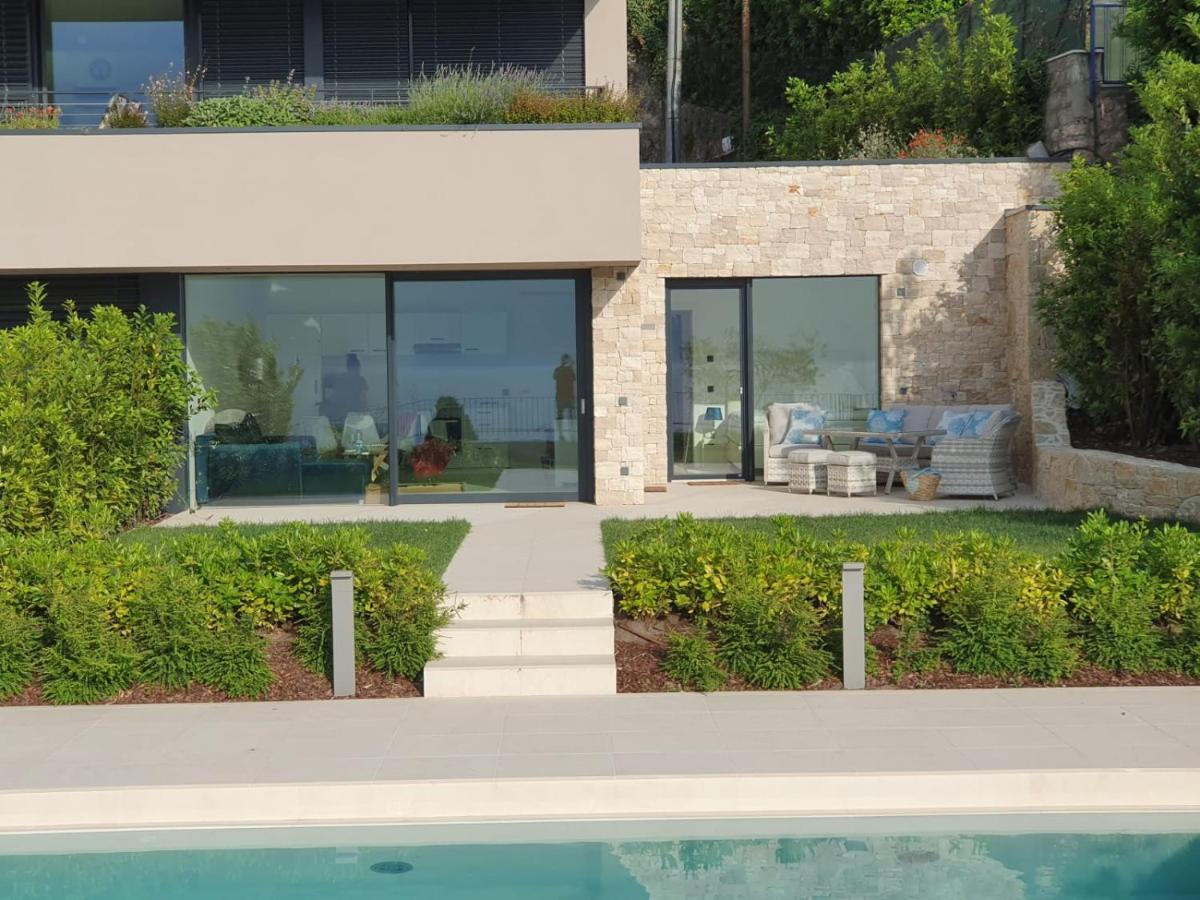 Le Rocce Apartment Torri Del Benaco Exterior photo