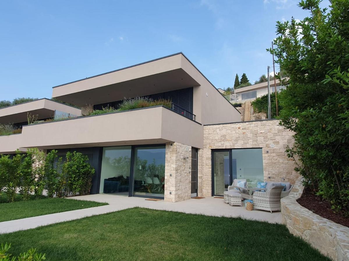 Le Rocce Apartment Torri Del Benaco Exterior photo